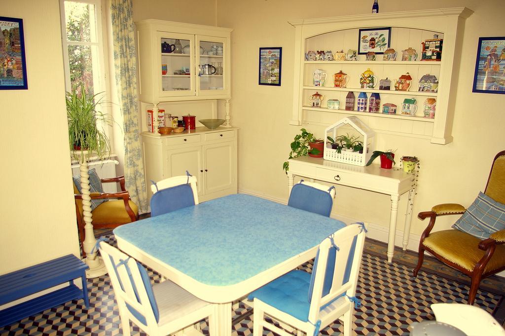 Chambres Au Logis Des Acacias Le Puley Dış mekan fotoğraf
